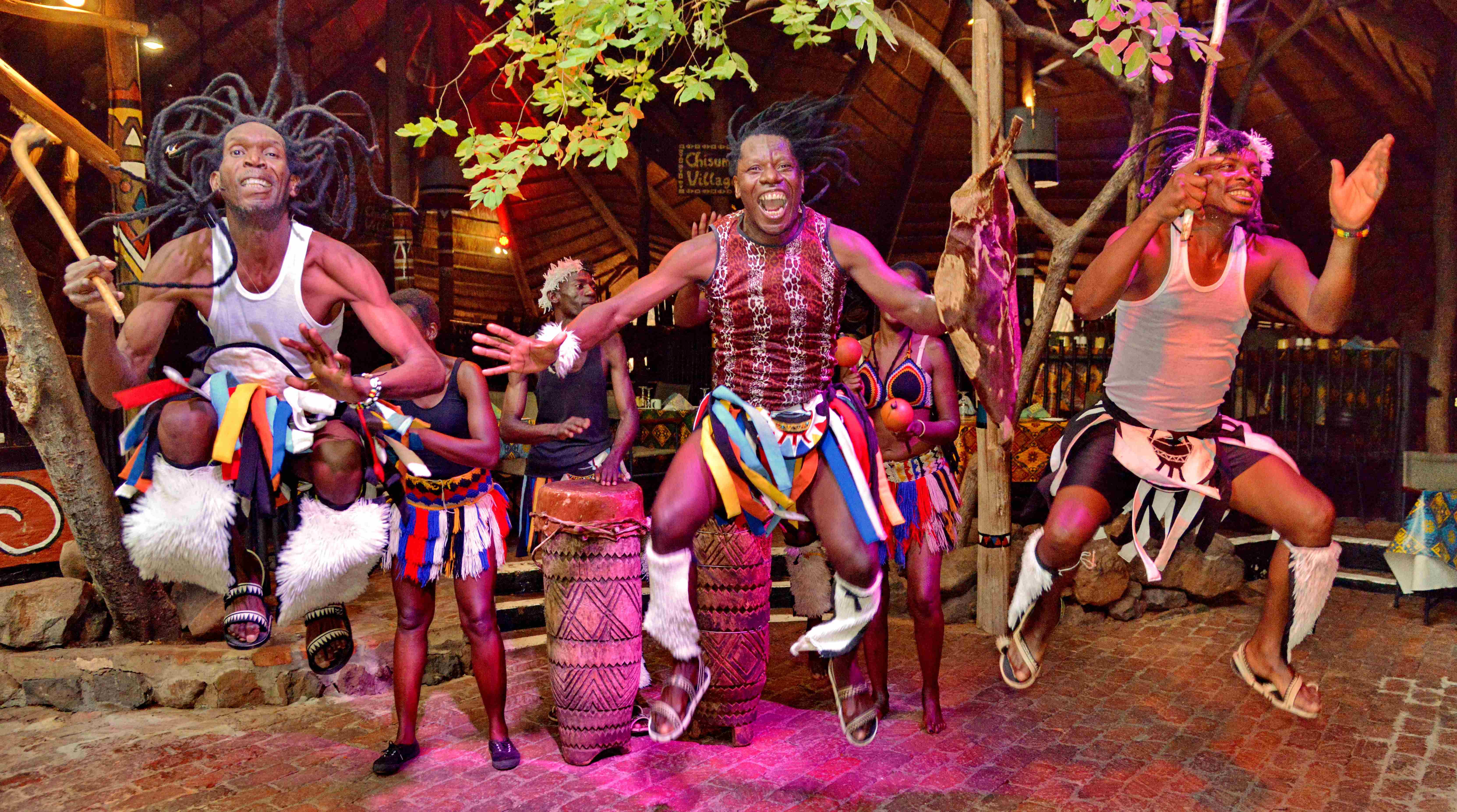 Boma - Dinner & Drum Show